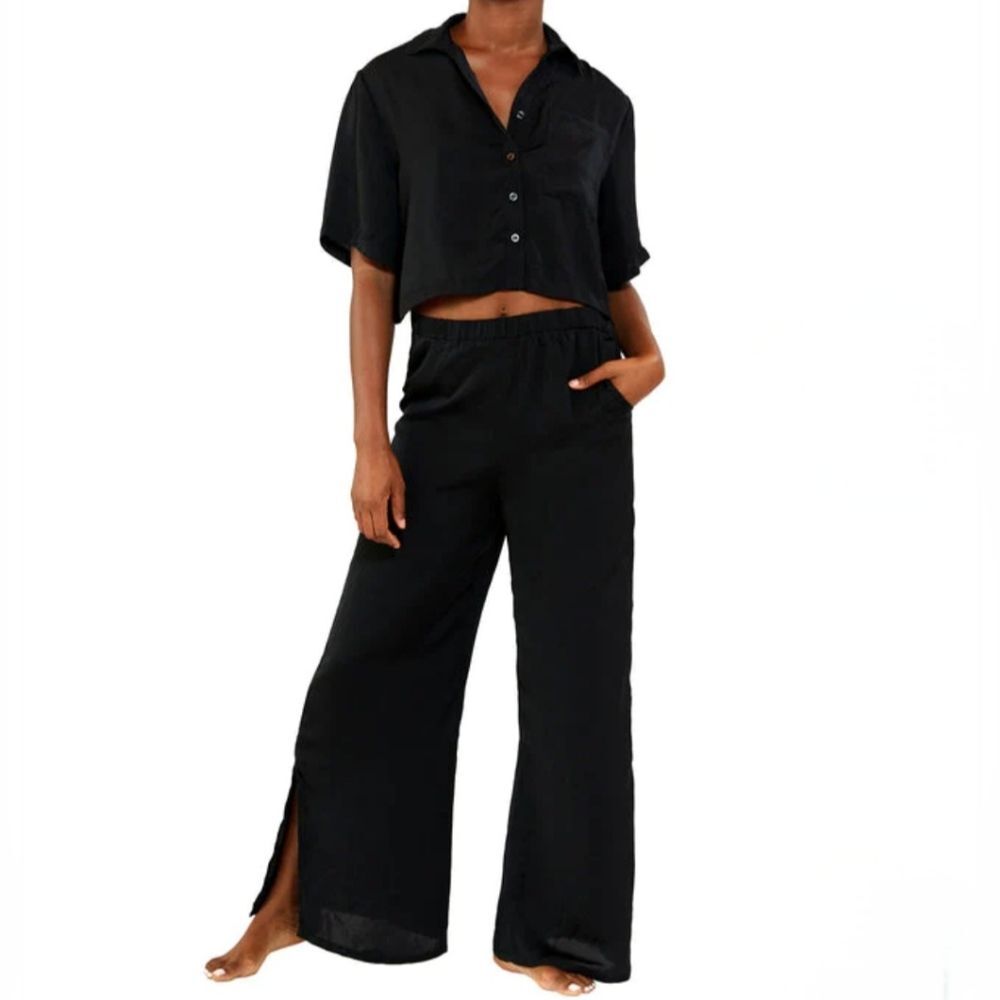 Revolve Plush Faux Silk Satin Crop Top Wide Leg Split Hem Women's Small Black